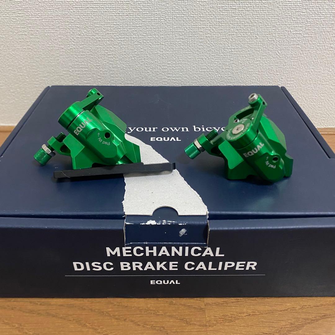 イコール　ブレーキキャリパー