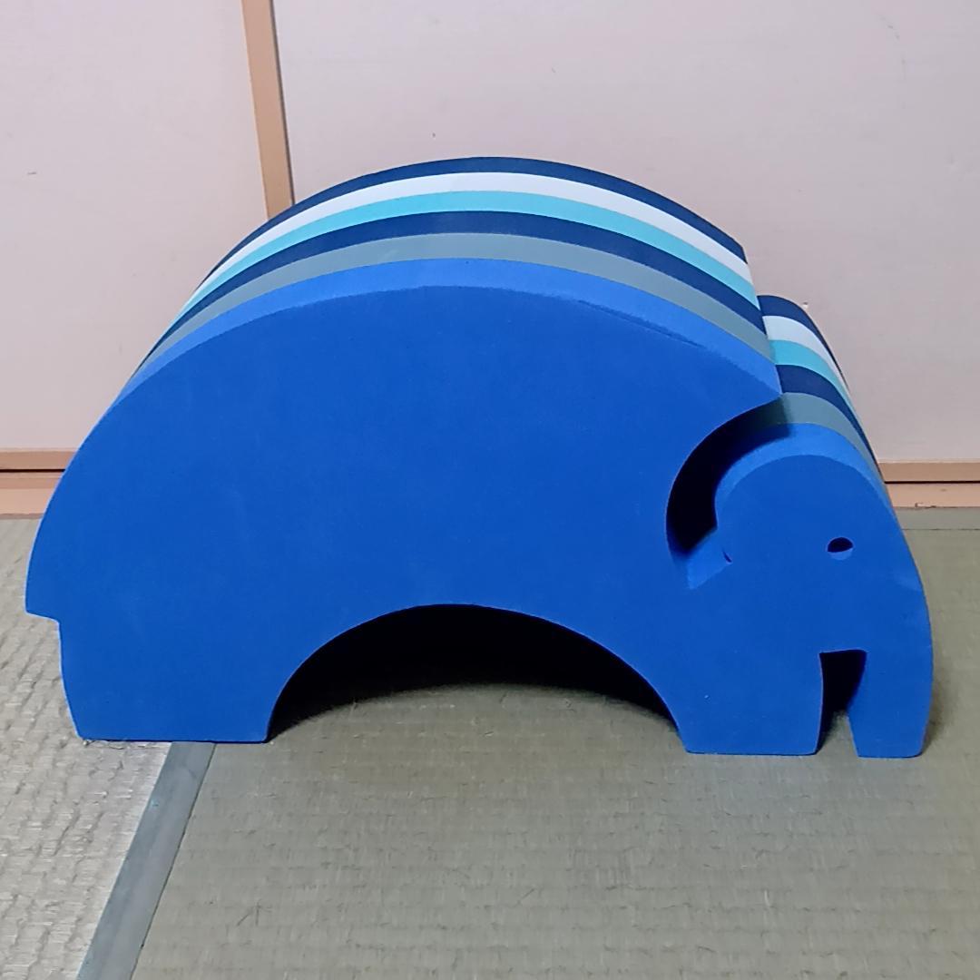 ボーネルンド bobles ボブルス ゾウ　ブルー
