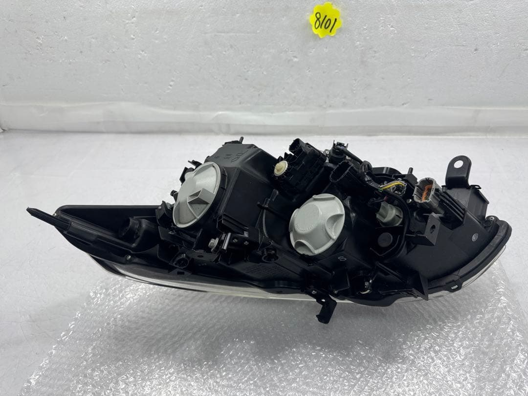 前期 HID Y51 フーガ/右ヘッドライト バラスト付