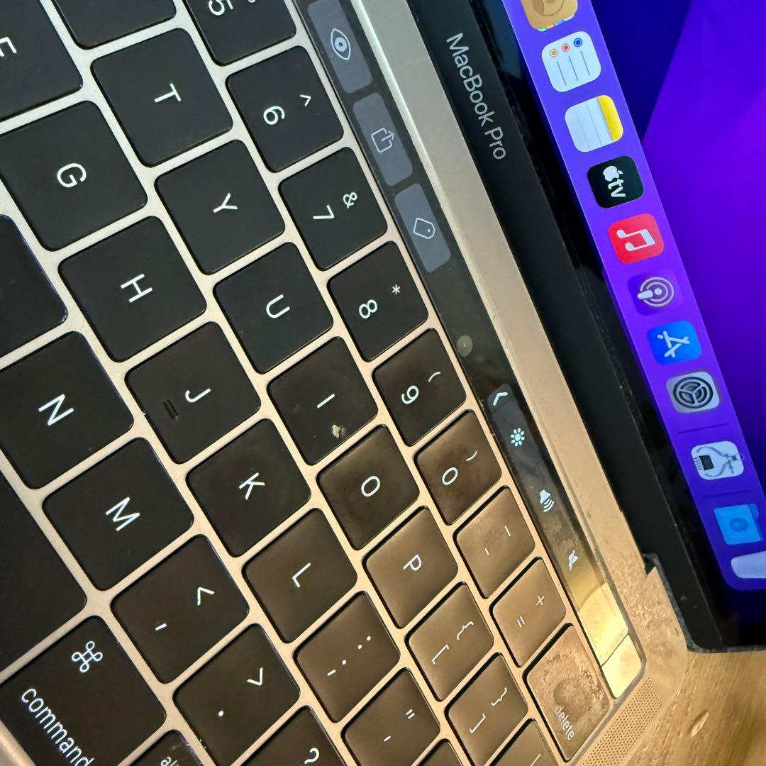 MacBook Pro 13インチ 2016 タッチバー　初期化済み
