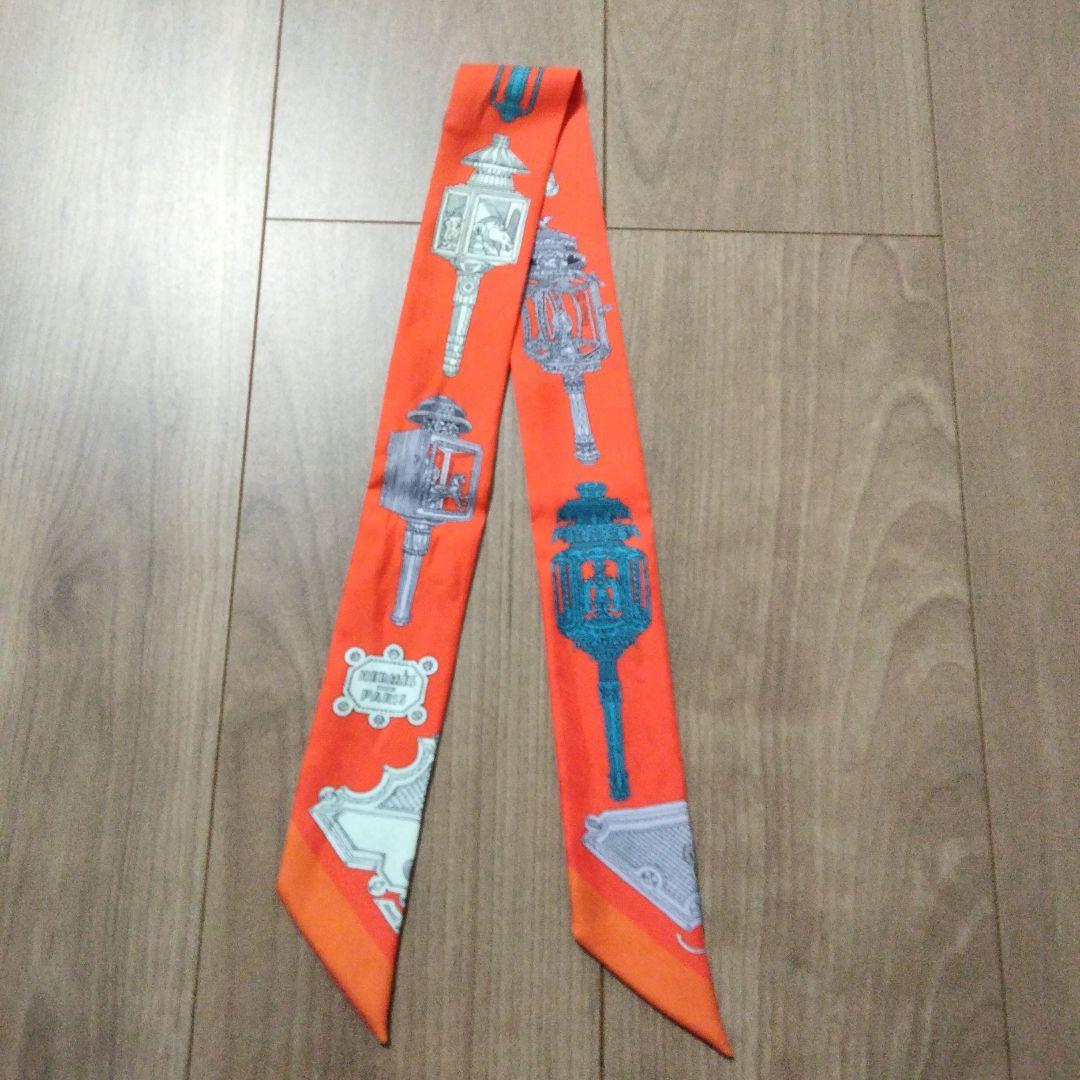 HERMES ツイリー オレンジ シルク スカーフ