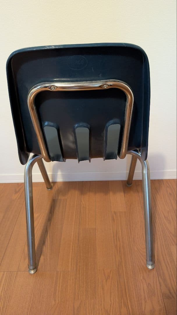 【送料込み】VIRCO 9000 Chair バルコ スタッキングチェアネイビー