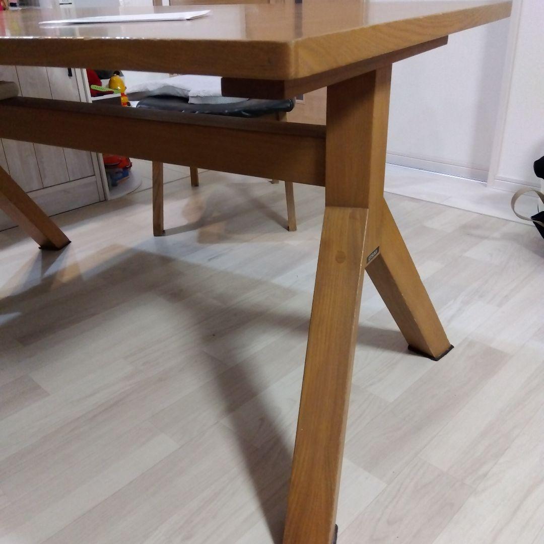 大塚家具製造販売㈱　ダイニングテーブル