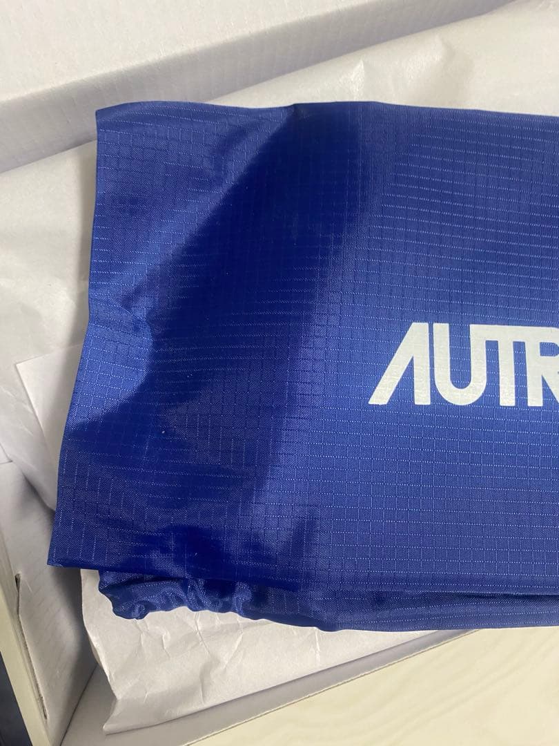 新品未使用 AUTRY MEDALIST LOW Women 37