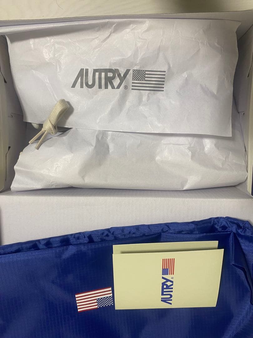 新品未使用 AUTRY MEDALIST LOW Women 37