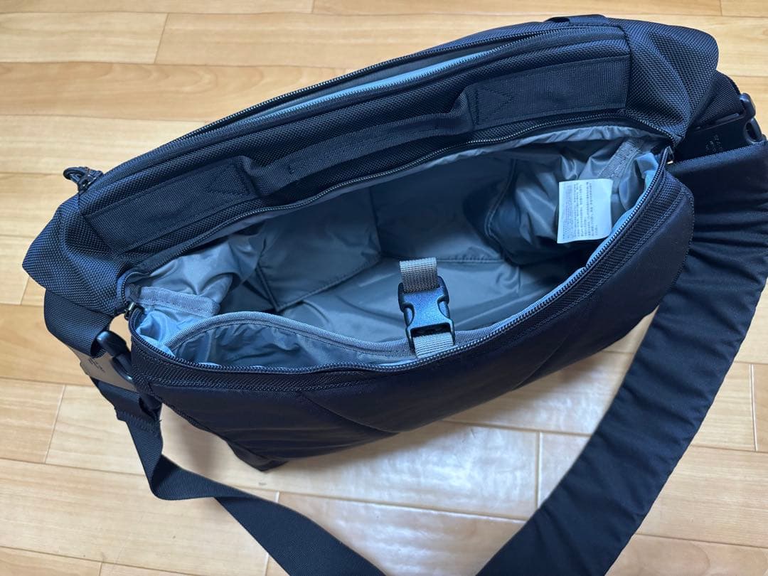 Columbia ソルジャー アベニュー メッセンジャー バッグ ブラック