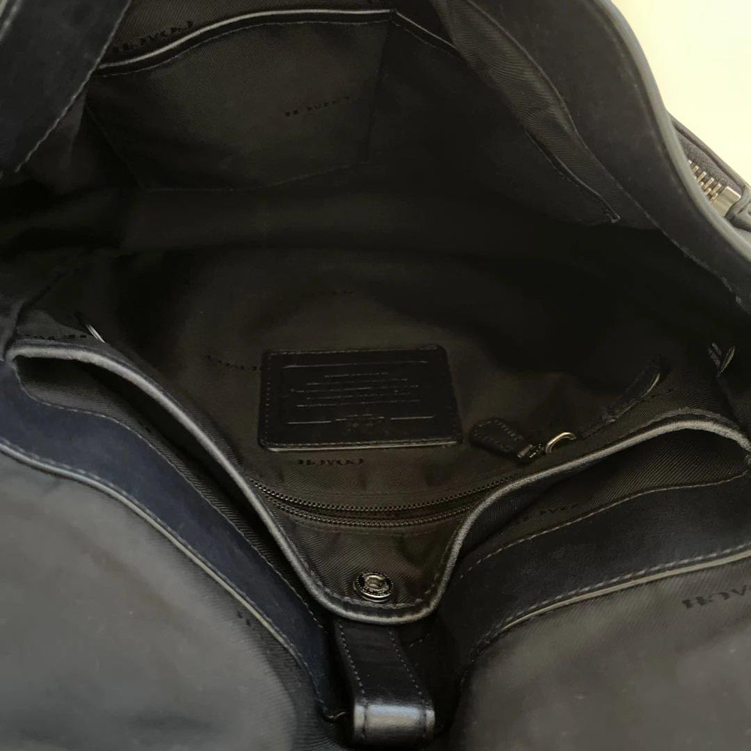 coachコーチ メッセンジャーバッグ ロゴ型押し 斜め掛け レザー