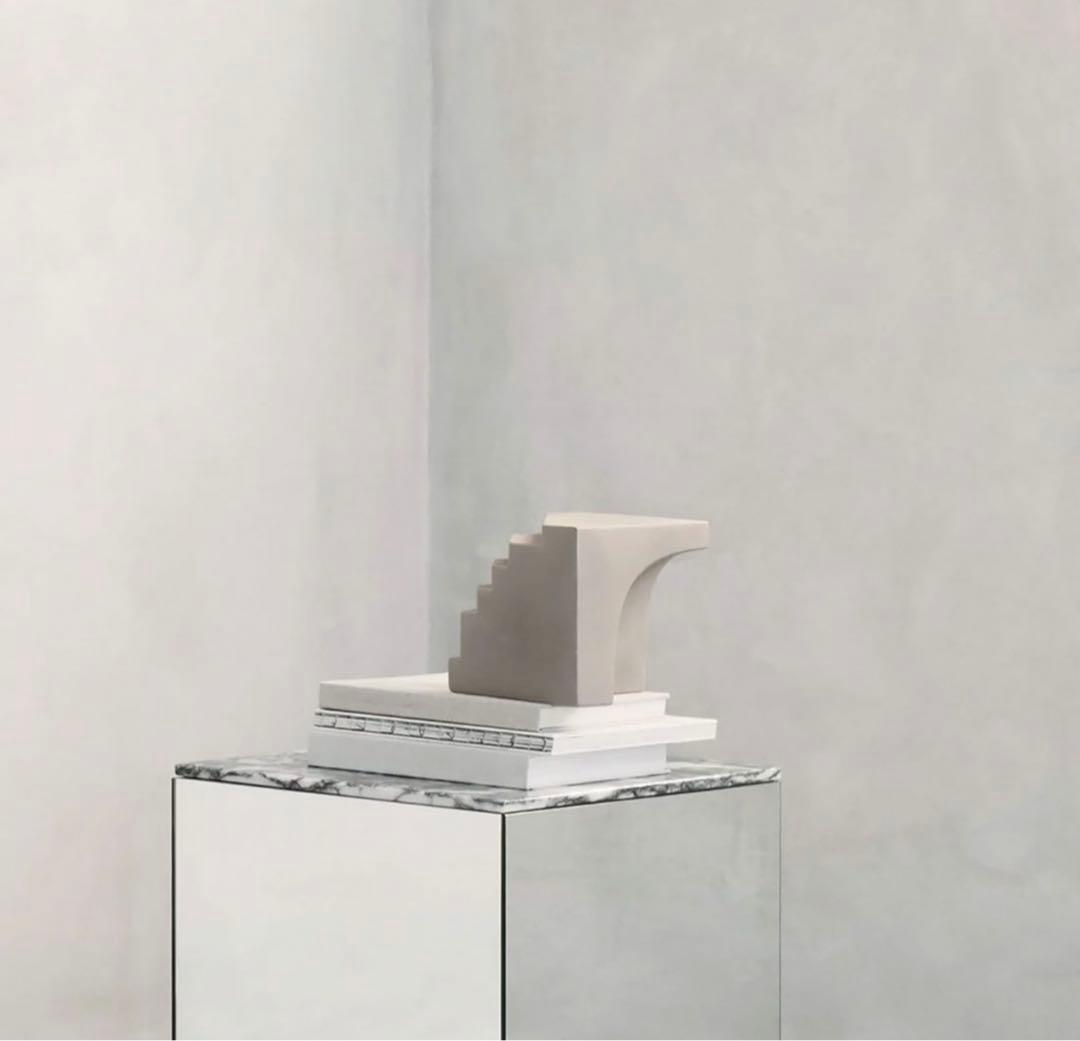 新品完売品KRISTINA DAM STUDIO 階段オブジェ　カッシーナ