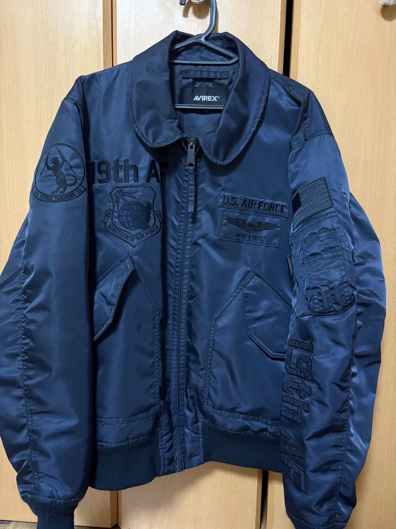 【こーじー】AVIREX MA-1 フライトジャケット ネイビー