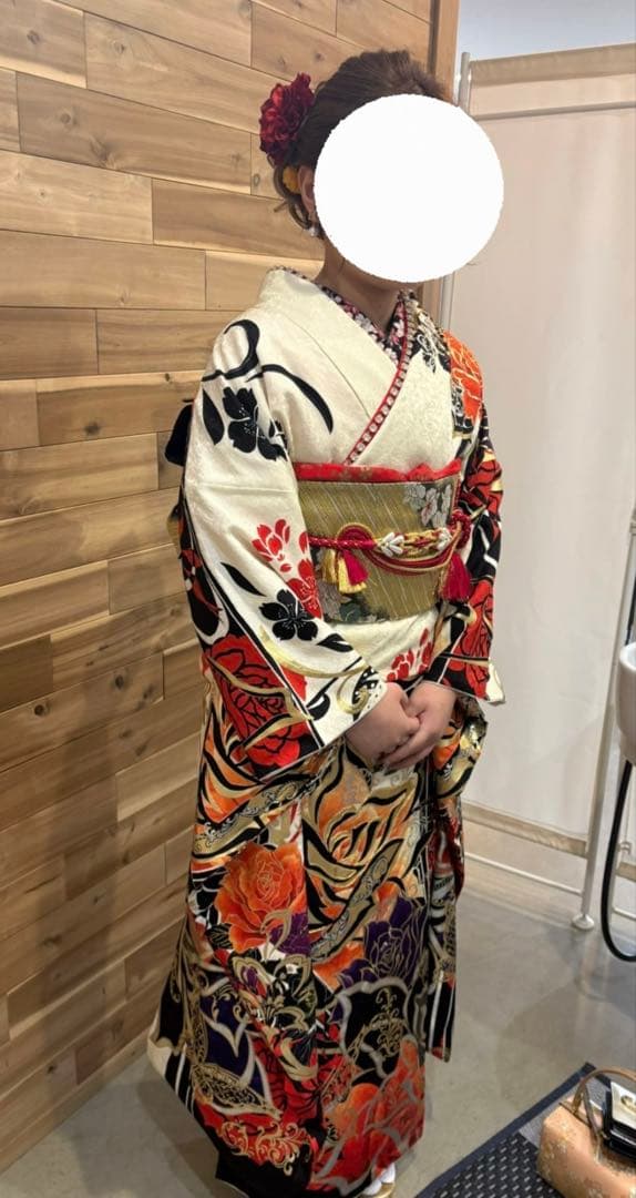 5kidsMaMa プロフ必読 成人式　振袖フルセット　華やか振袖 花柄