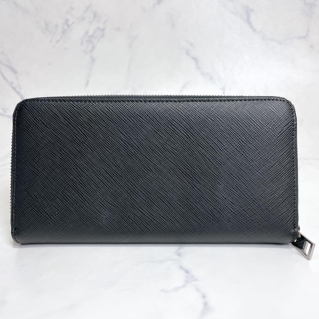 未使用級✨DIESEL デカロゴ ラウンドファスナー サフィアーノレザー 黒