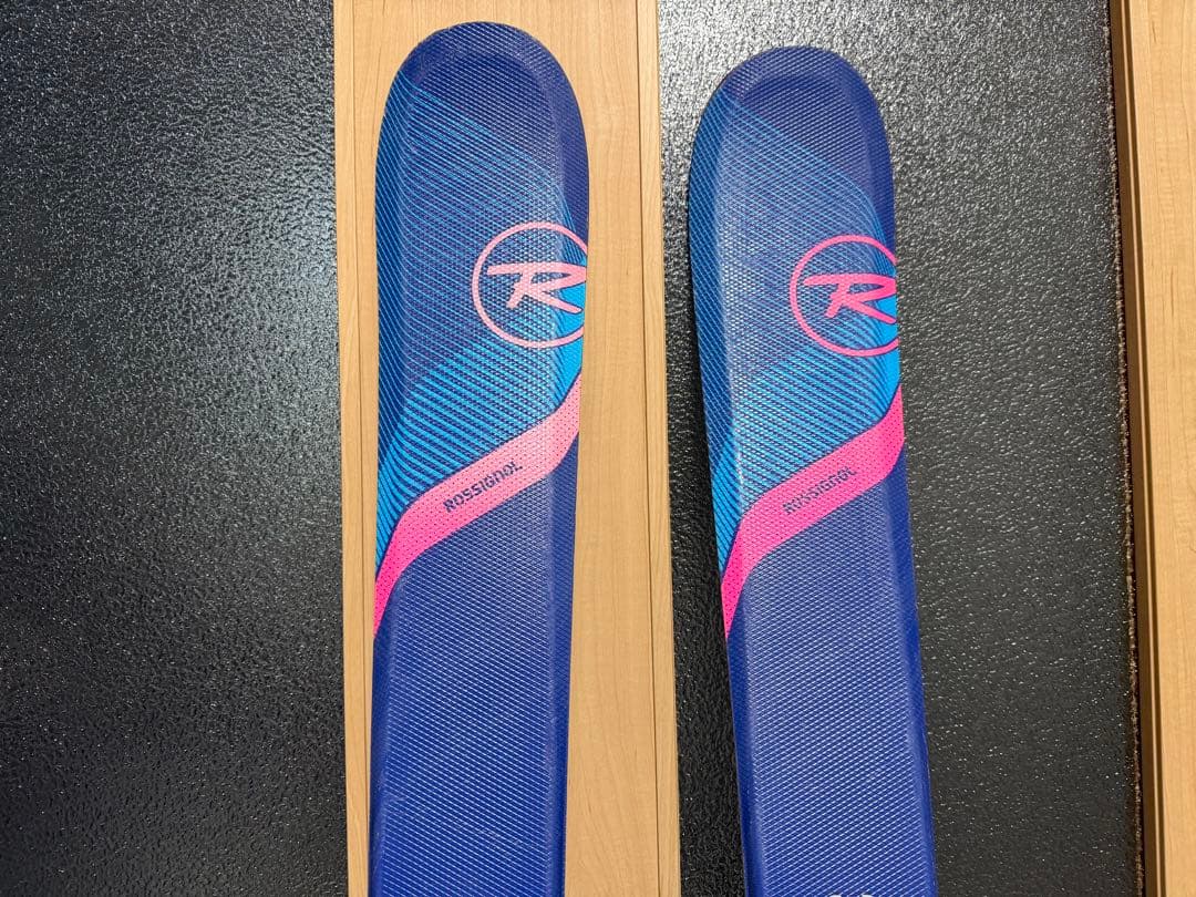 ROSSIGNOL ジュニアスキー４点セット スキー板•ビンディング/靴/金具