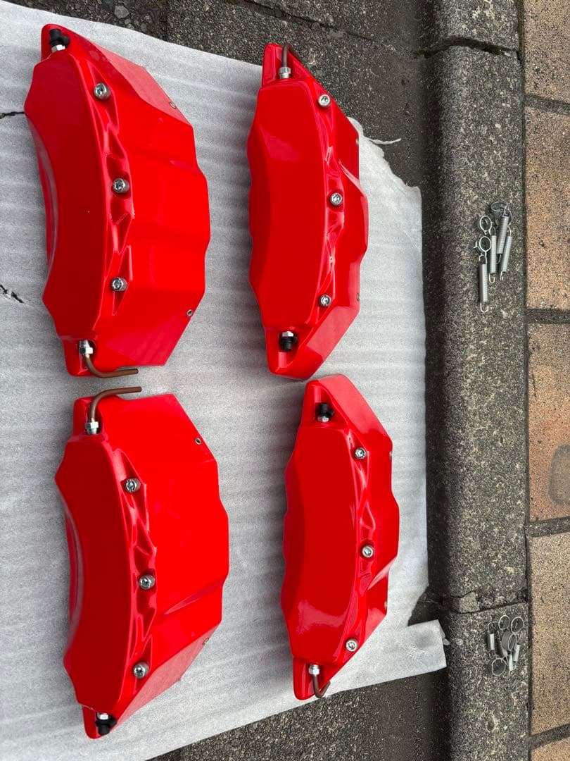 ランクル300 キャリパーカバー4個セット