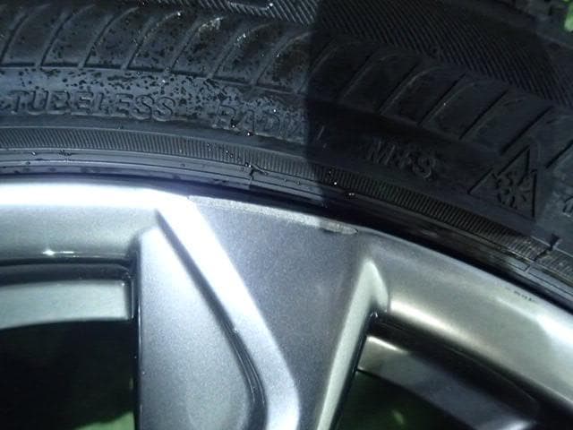 B1005【送料無料】スタッドレスタイヤ 245/45R20 275/40R20