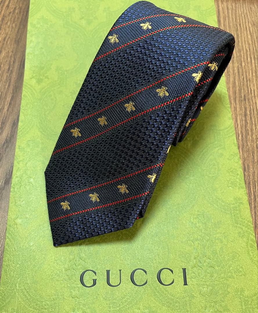 GUCCI ネクタイ ネイビー ストライプ