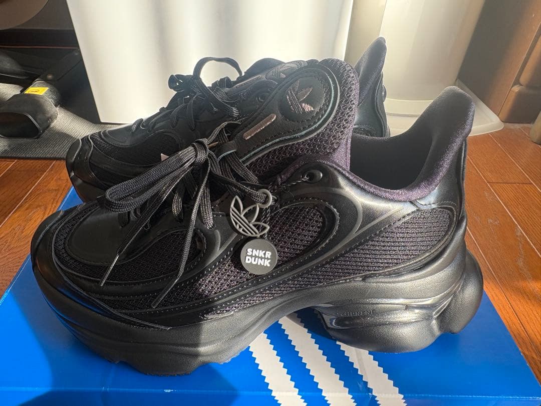 adidas OZVENUZ 25.5cm コアブラック×チャコール