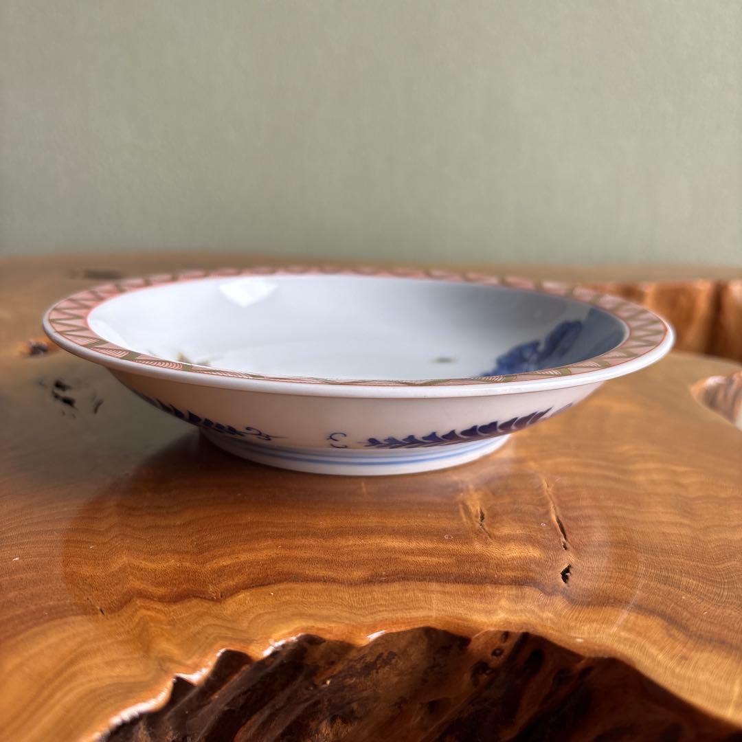 宮内庁御用達 深川製磁 皿 花と蝶 飾り皿 直径19cm