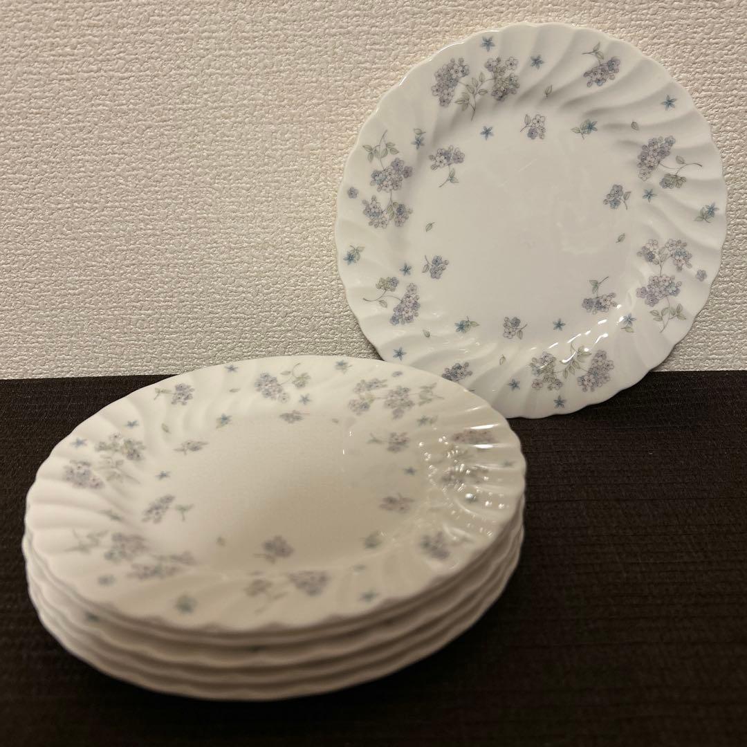 ウェッジウッド　エイプリルフラワー　デザートプレート　17cm