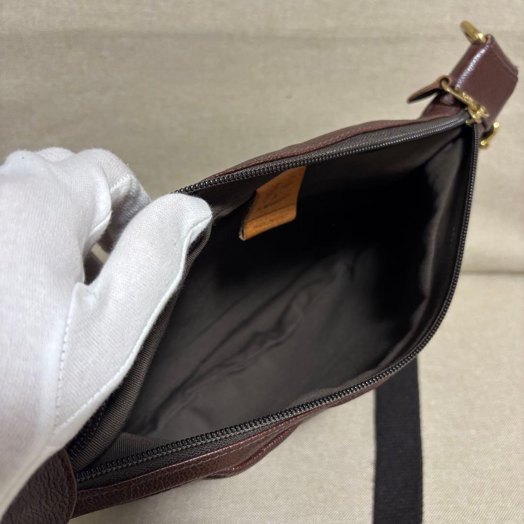 未使用級、正規保証★イルビゾンテ★クロスボディバッグ2way定価74,800円