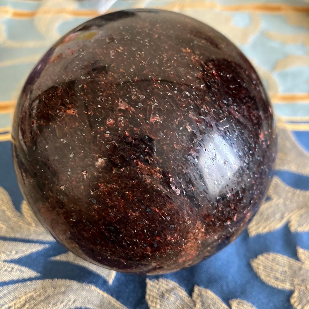 全面キラキラ　レッドマイカ　スフィア　天然石置物