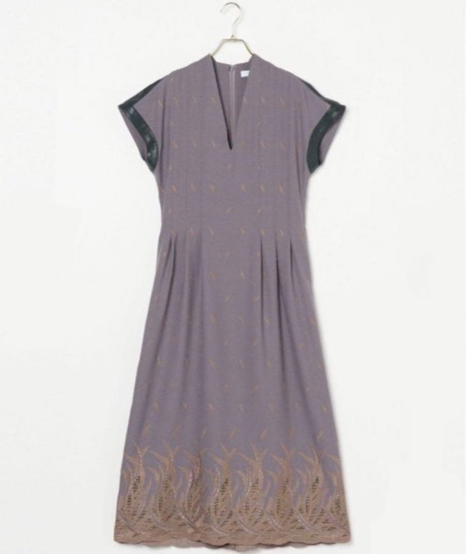 MURRAL 刺繍 ワンピース