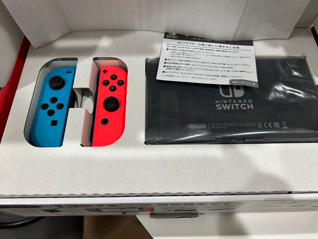 Nintendo Switch 本体 青/赤　(通常モデル)