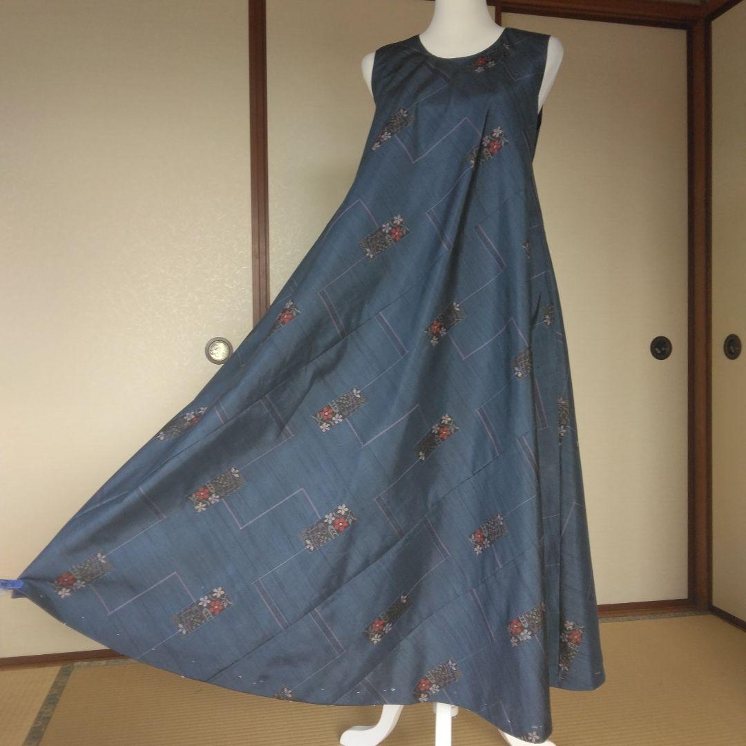 大島紬解き生地から、バイアス仕立てロングフレアーワンピース　　Ｓ寸
