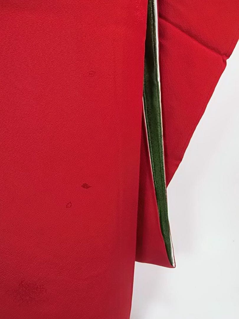 【山本寛斎デザイン】紅赤色＊色無地振袖＊上品地紋×華やぎモダン／個性派の一枚