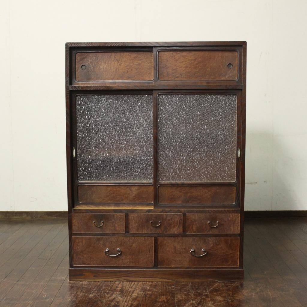 欅 使いこまれた風合いが良い茶箪笥 古家具/食器棚/チェスト/和家具/和モダン