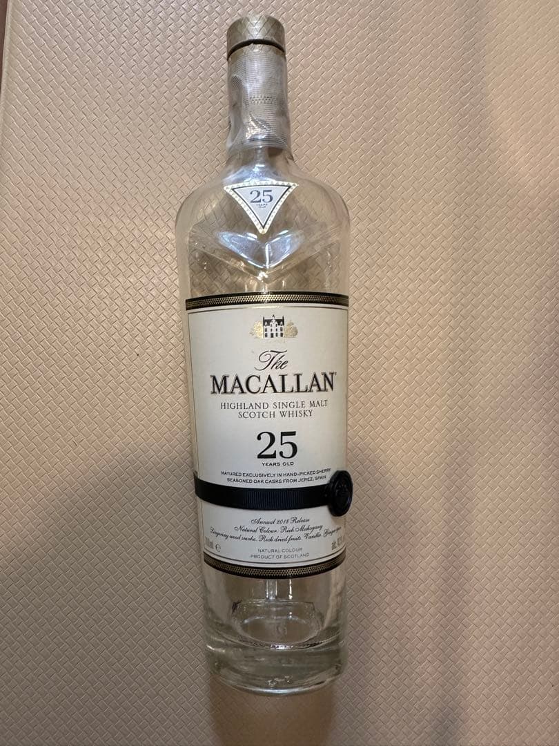 The Macallan 25年 シングルモルトスコッチウイスキー