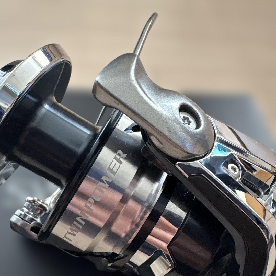 1/18最終値下げ　出品終了予定　21ツインパワーSW10000HG