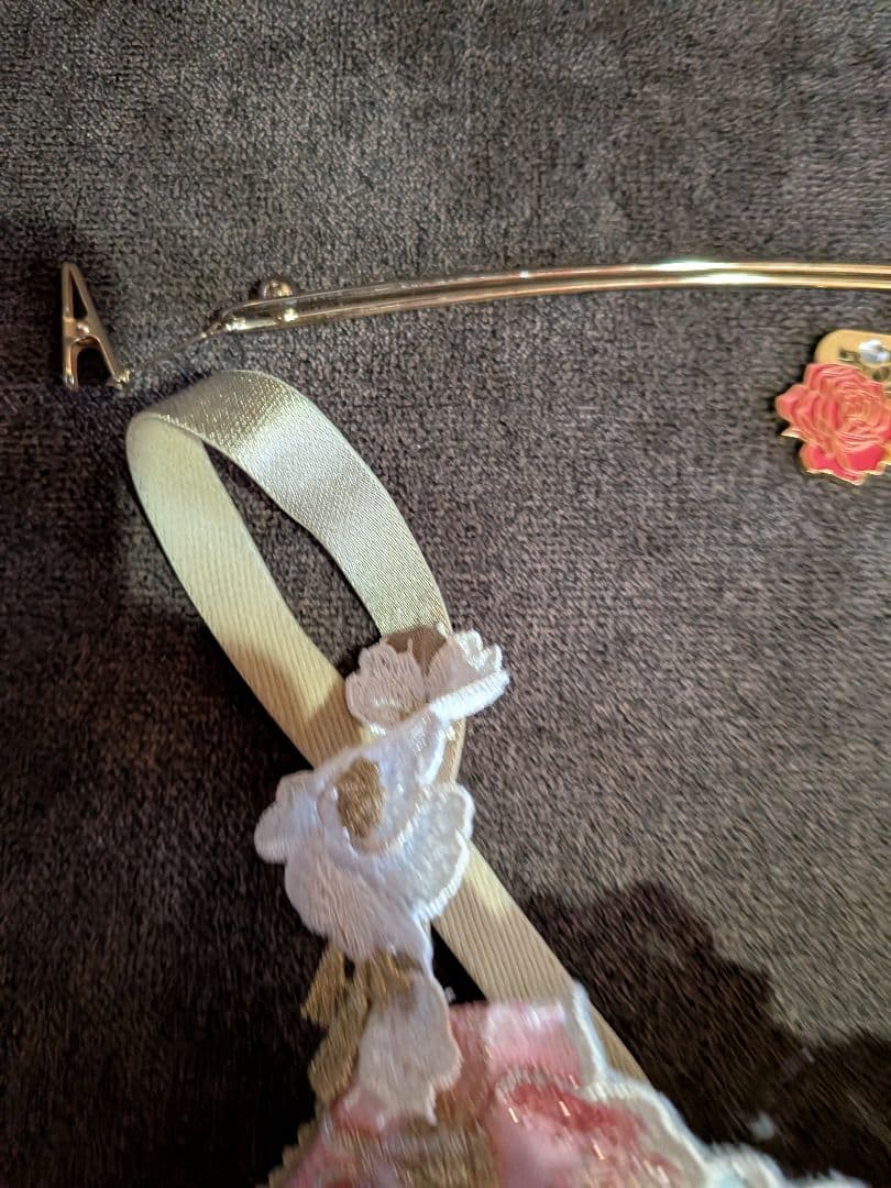 サルート、03グループブラジャーD70サイズ。