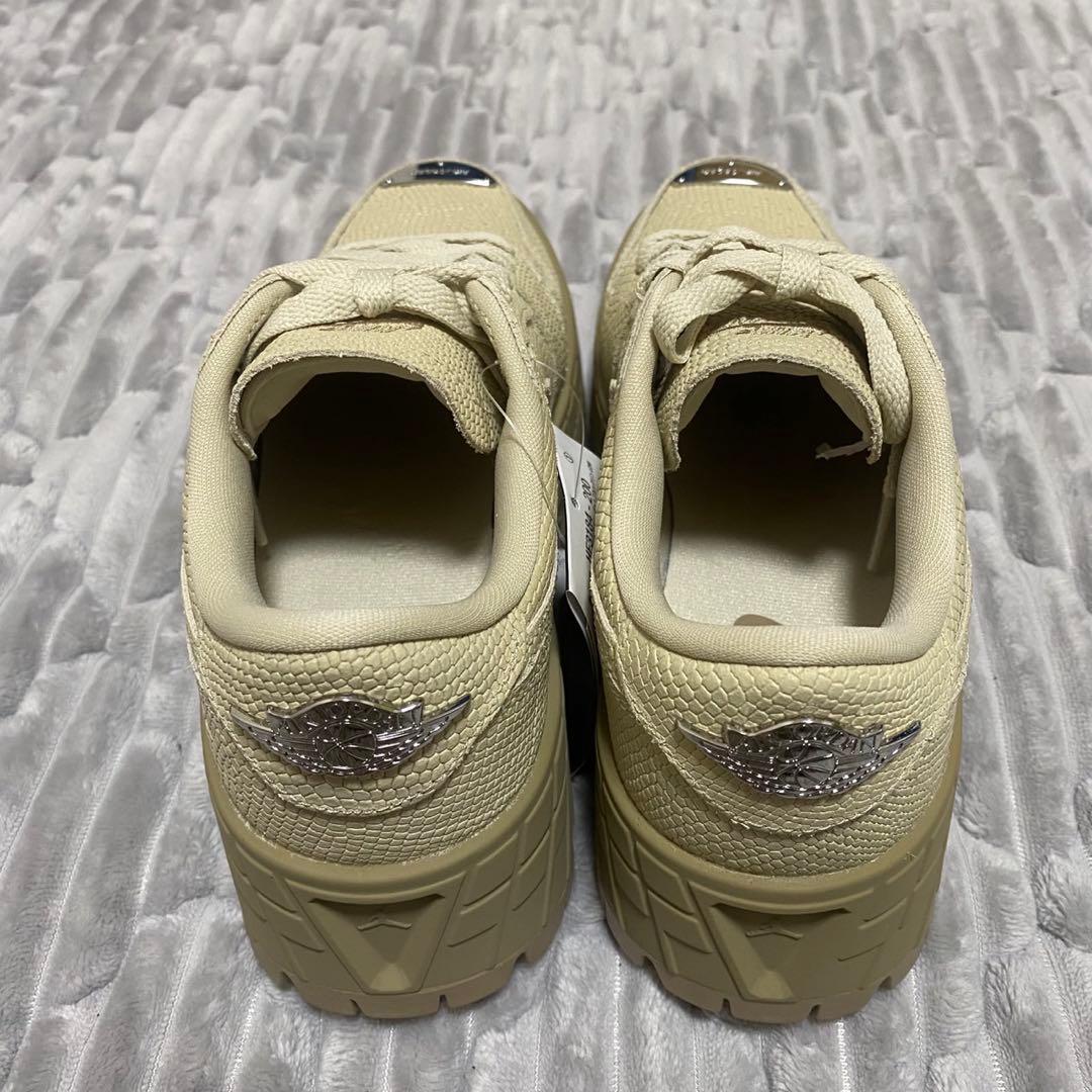 新品 ナイキ ウィメンズ エアジョーダン1 ブルックリン ロー 24.0㎝