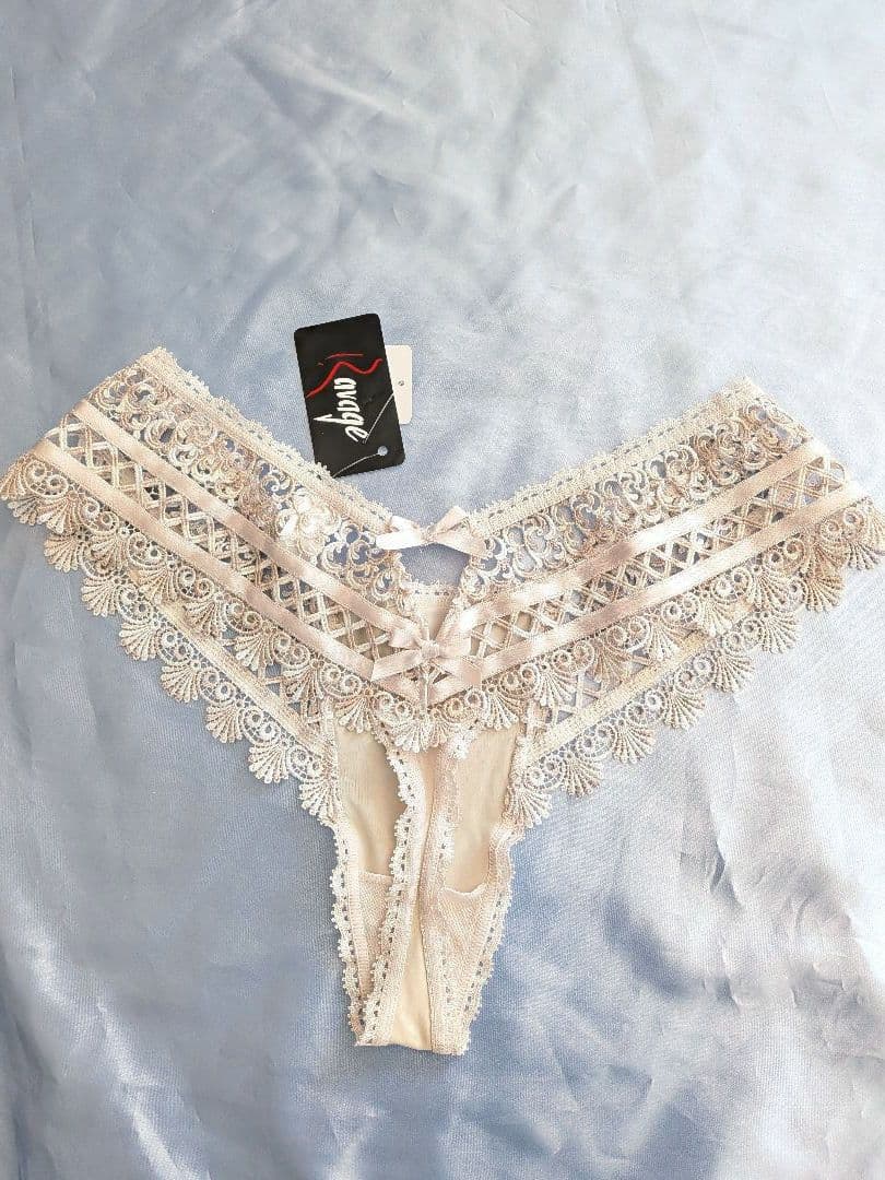 フランス高級ランジェリー　Ravage　ブラ　タンガ　ガーターベルト　セット