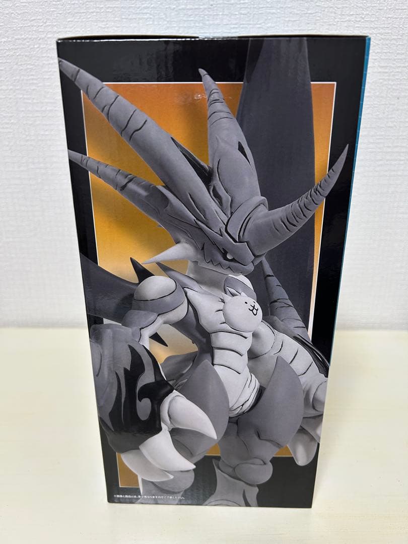 一番くじ　にゃんこ大戦争　A賞　覚醒のネコムートフィギュア　おまけつき