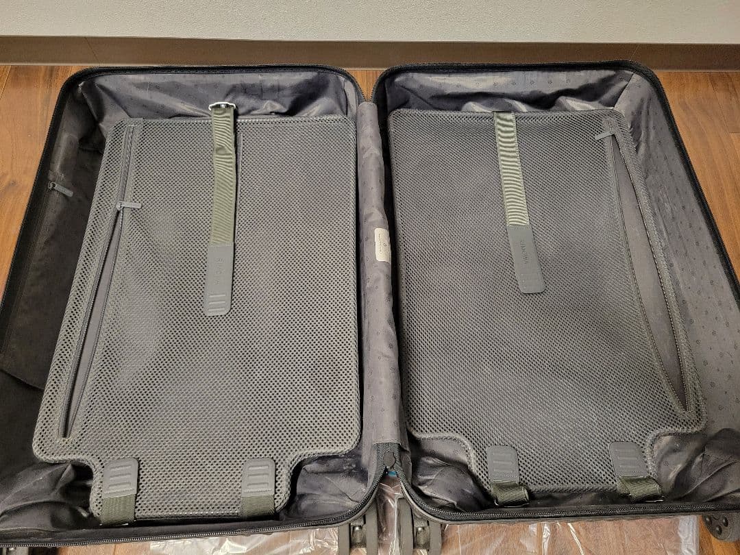 RIMOWA EssentialチェックインM　値下げ予定無し