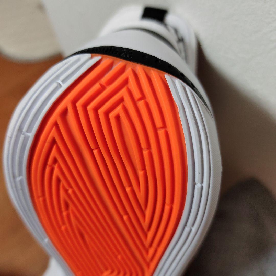 Jordan 1 バスケットボールシューズ ホワイト/オレンジ/ブラック