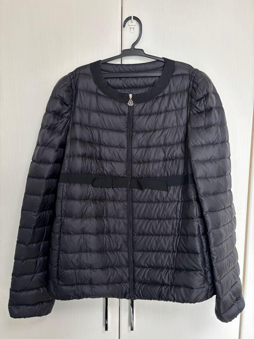 Moncler モンクレール ライトダウンジャケット