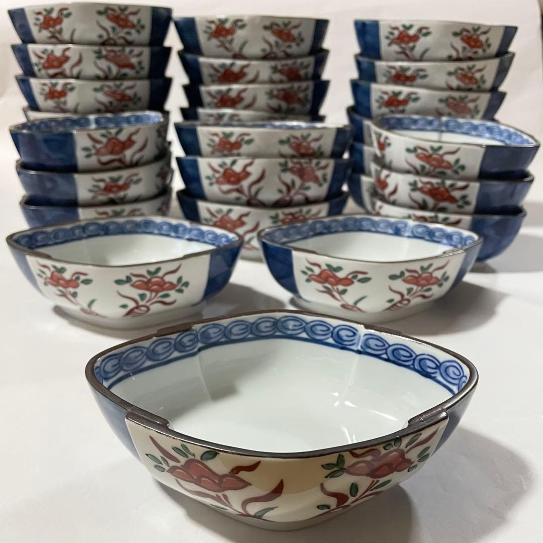 陶磁器　花柄　小鉢　和え物皿　酢の物皿　30個