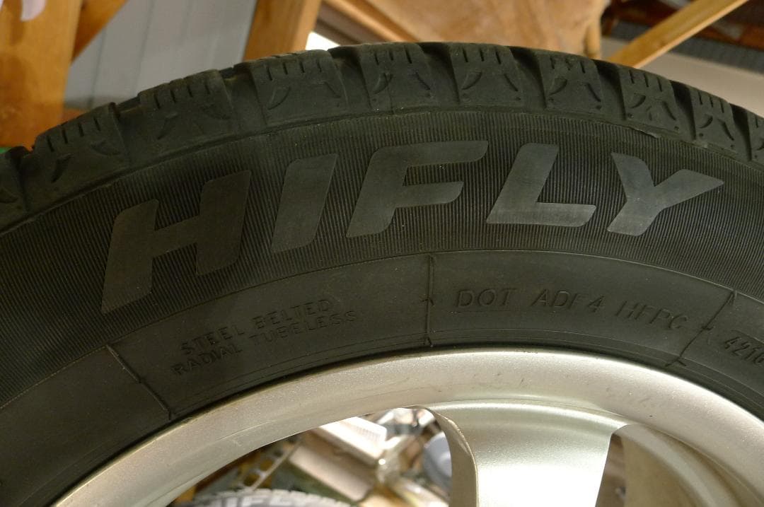 HIFLY スタッドレスタイヤ 195/65R15（4本）