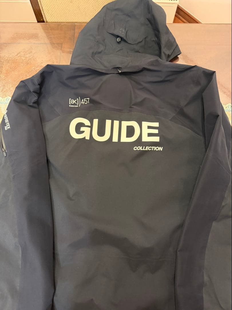 BURTON AK457 GUIDE JACKET 黒Lサイズ　22-23モデル