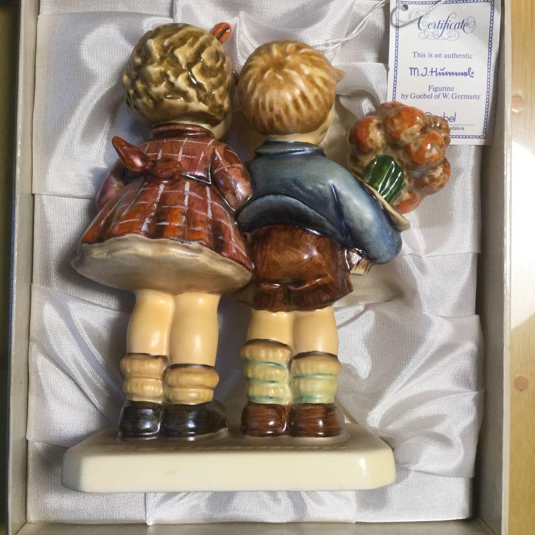 ゲーベル、フンメルの人形、箱付き