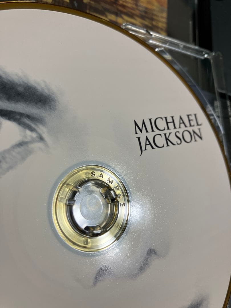 [訳あり]マイケル•ジャクソンGHOSTS デラックスコレクターズボックスセット