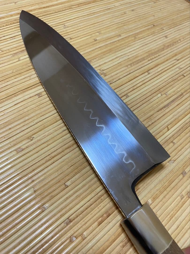 一竿子忠綱　水焼本焼　出刃9寸（白2） 刃文浮かし　井サヤ　井ハ角柄