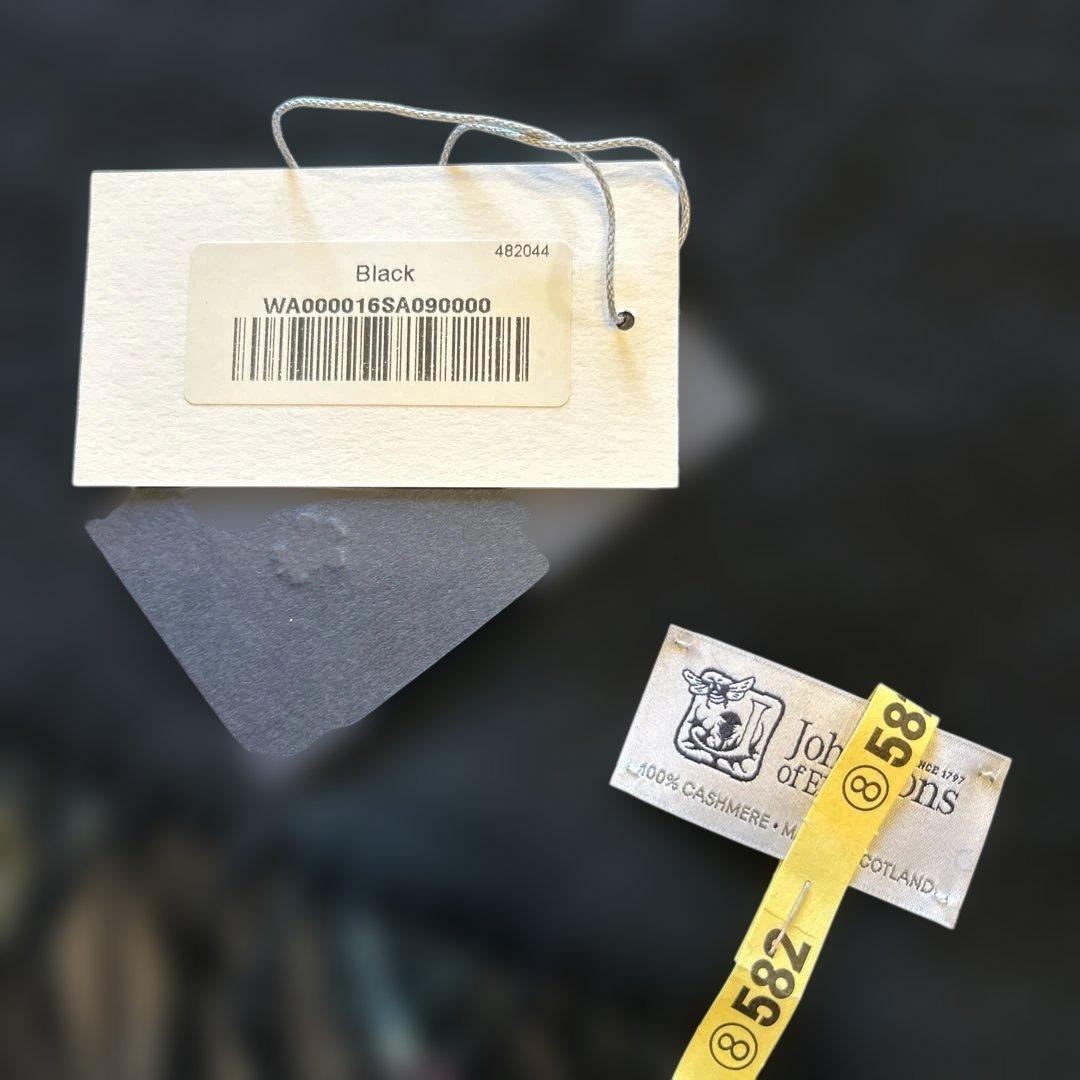 ★★Johnstons of Elgin ブラック マフラー★★クリーニング済み