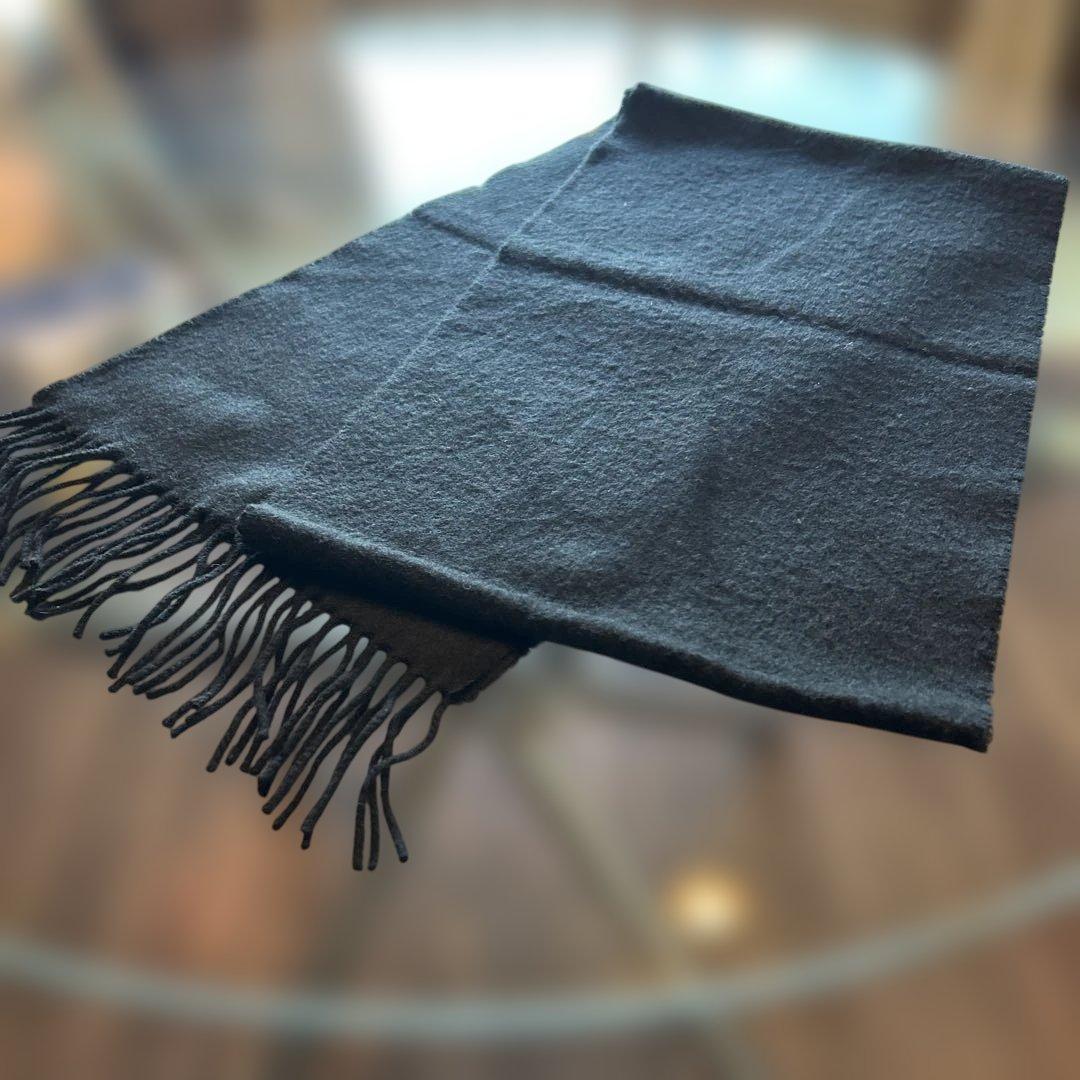 ★★Johnstons of Elgin ブラック マフラー★★クリーニング済み