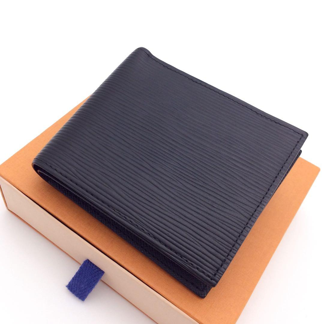 ルイヴィトン エピ 財布 黒 ブラック ノワール ポルトフォイユ マルコ 新型