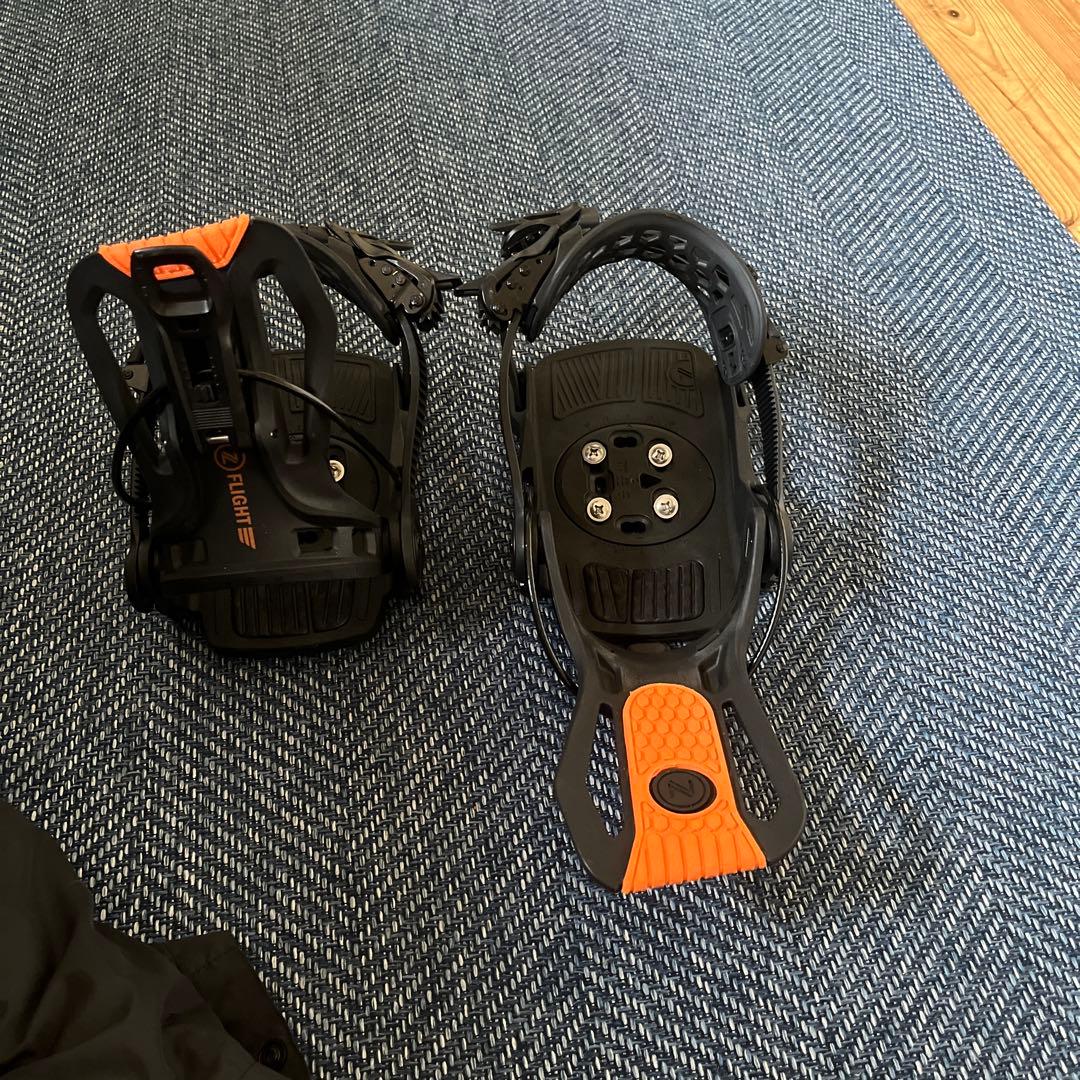 スノーボードビンディング ブラック/オレンジ