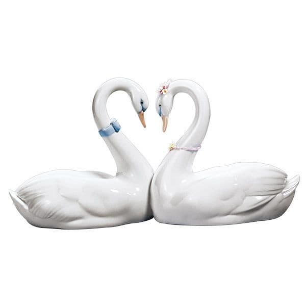 大人気リアドロ新品♡選んだ相手に生涯の愛をささげる白鳥の置物♡エンドレスラブ