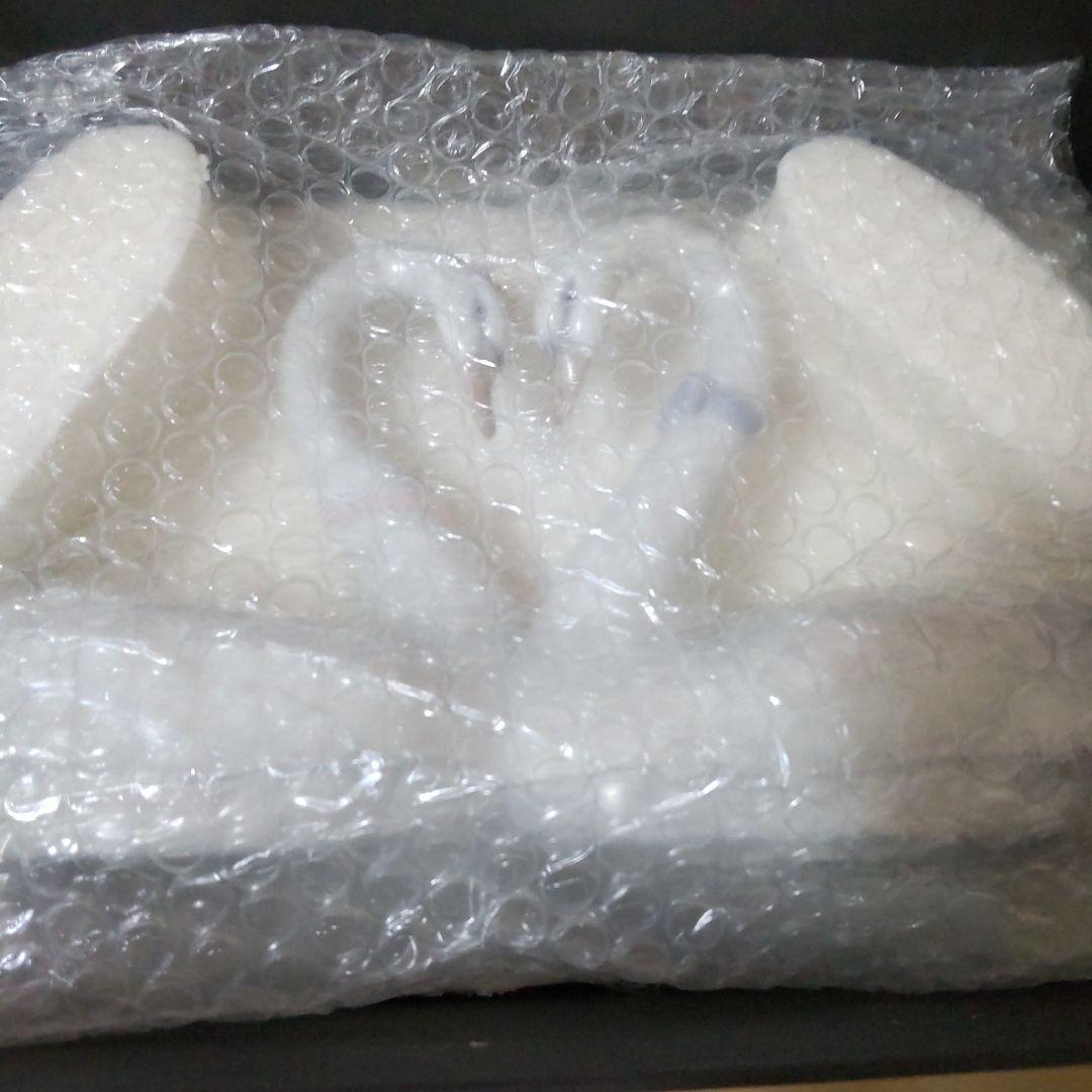 大人気リアドロ新品♡選んだ相手に生涯の愛をささげる白鳥の置物♡エンドレスラブ